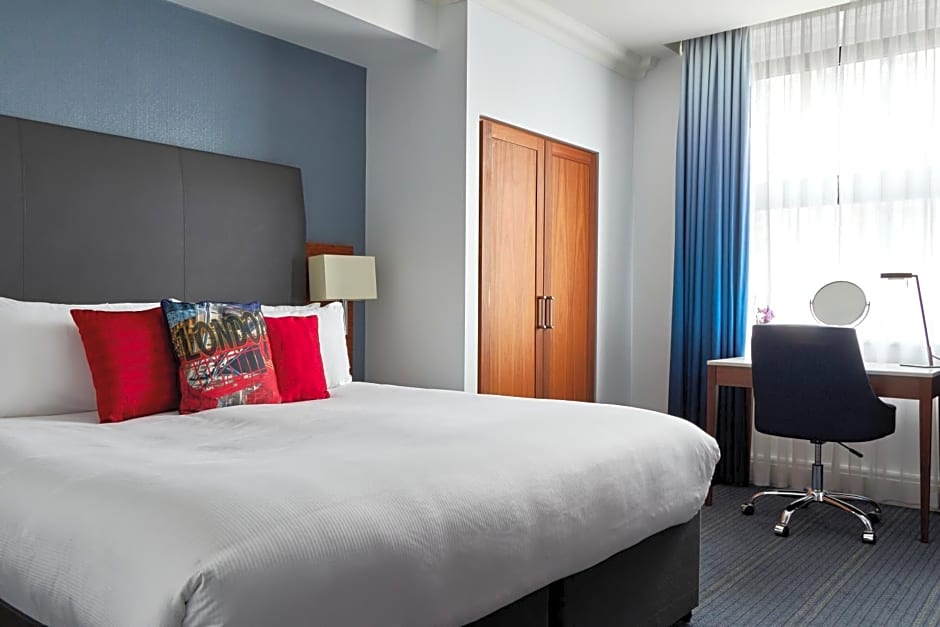 Cumberland Hotel