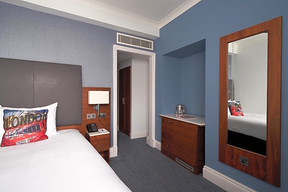 Cumberland Hotel فندق كمبرلاند